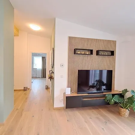 - Penthouse Laimer Ebensee