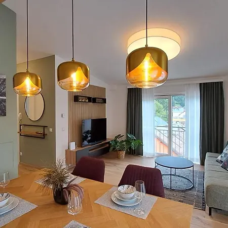 - Penthouse Laimer * Ebensee