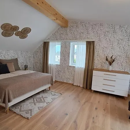 - Penthouse Laimer * Ebensee