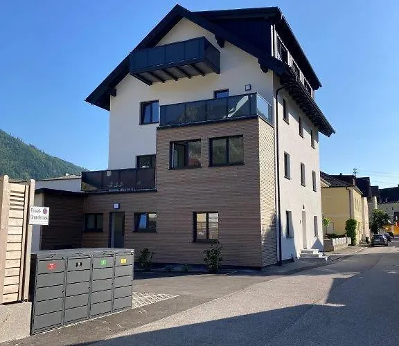 - Penthouse Laimer *